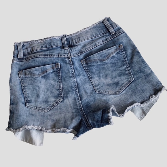 REWASH DISTRESSED JEAN SHORTS - Picture 2 of 9